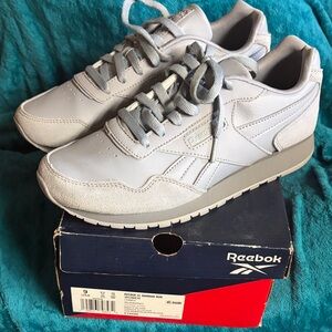 Reebok Women’s Light Gray and Gray Retro Runner Sneakers